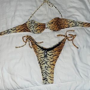 Reina Olga tiger bikini